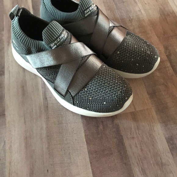 Bobs from Sketcher Slip on  Charcoal Gray Sneaker - Picture 2 of 8